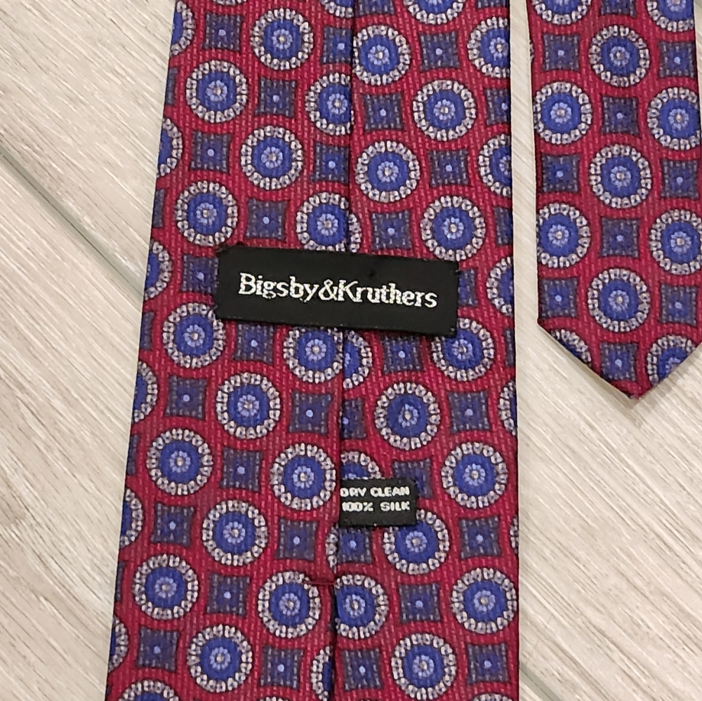 Bigsby & Kruthers next tie burgundy and blue 100% silk Vintage